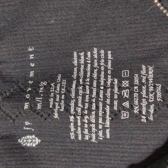 FP Free People Movement eyelet long sleeve quarter zip top workout women M - Picture 5 of 8